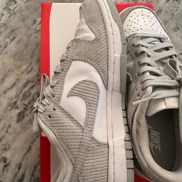 Nike dunks Light Grey/White size 7.5 Women’s - Picture 5 of 8
